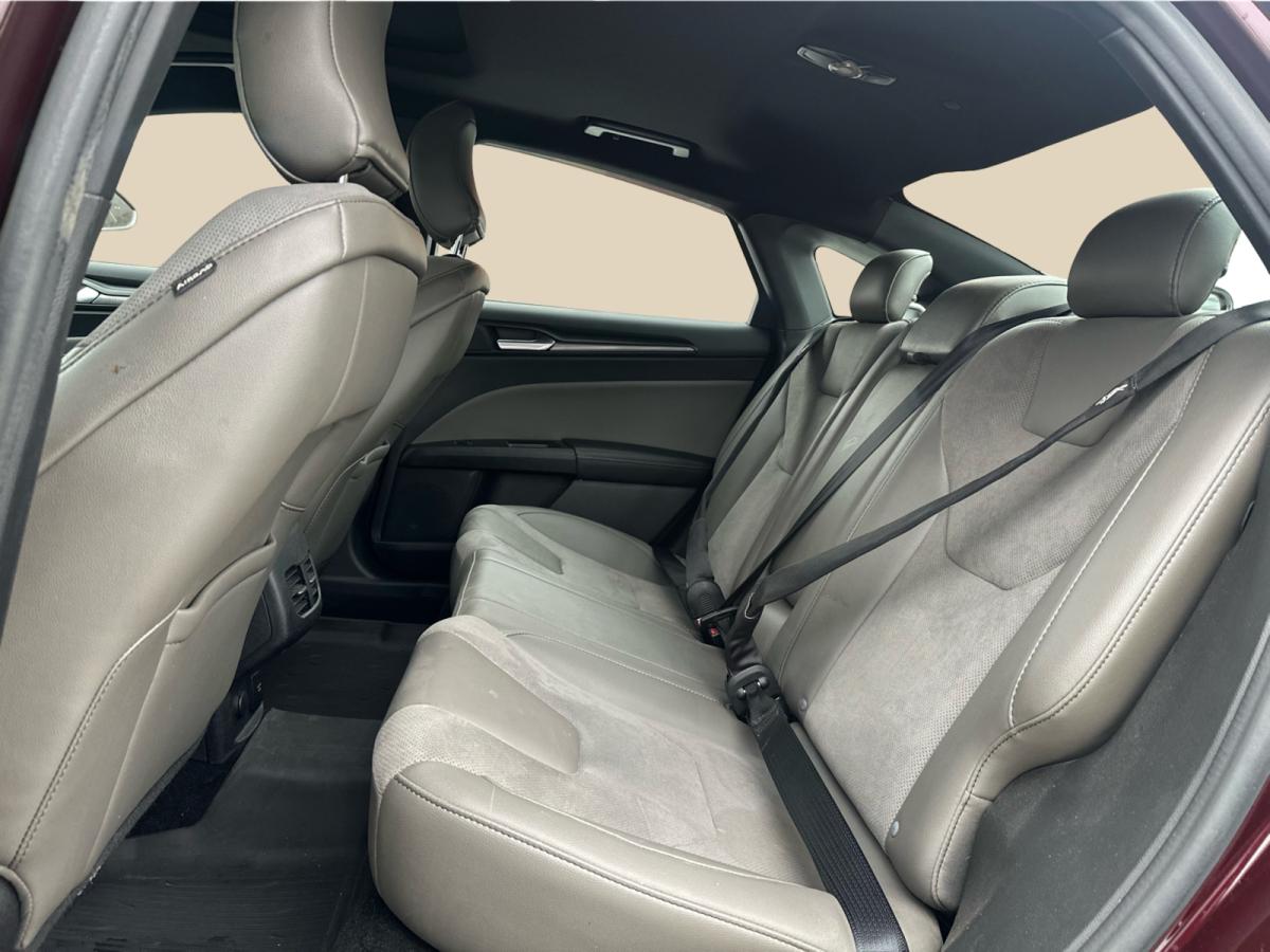 2017 Ford Fusion - Image 12