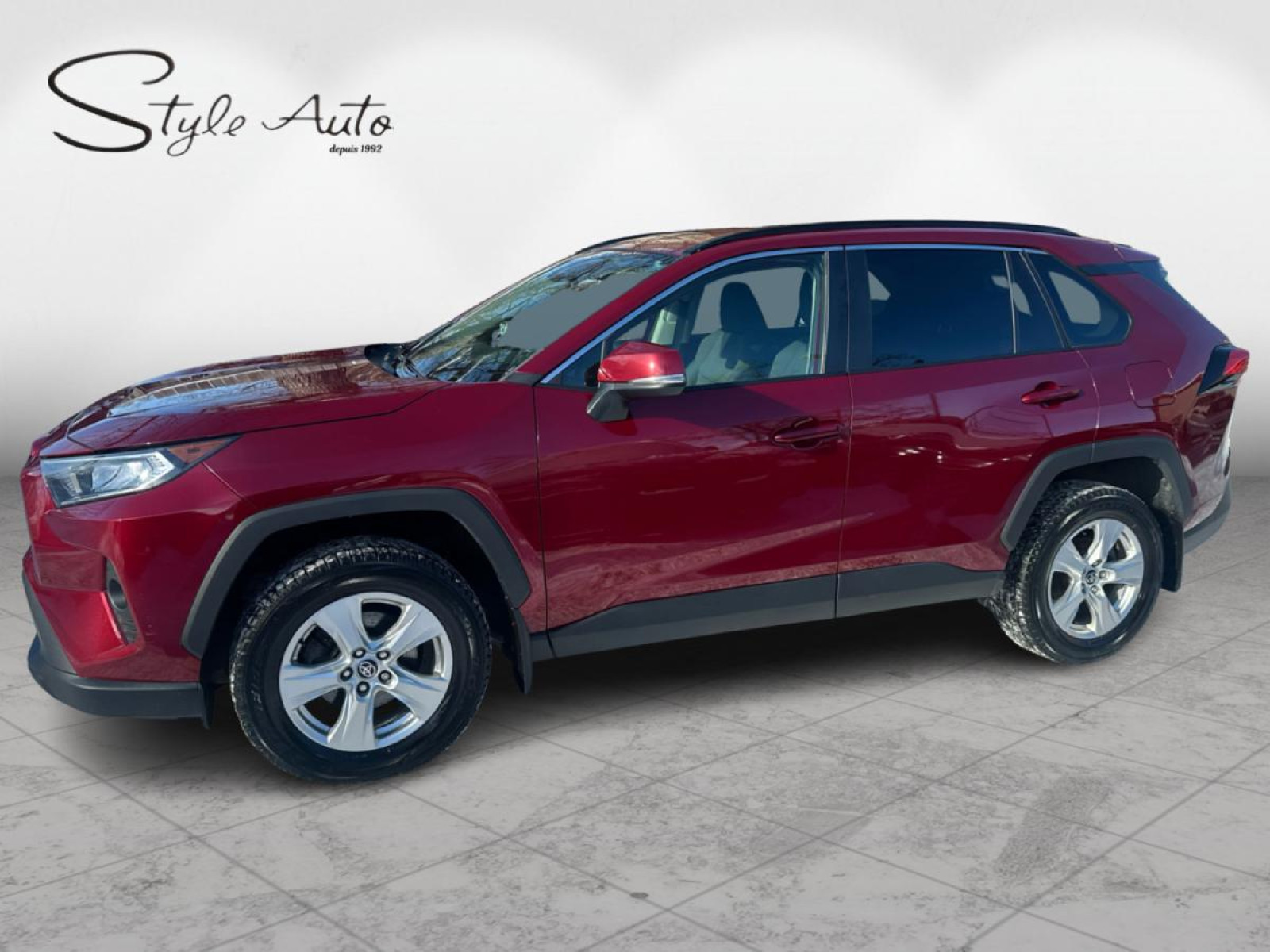 2021 Toyota RAV4 - Image 3