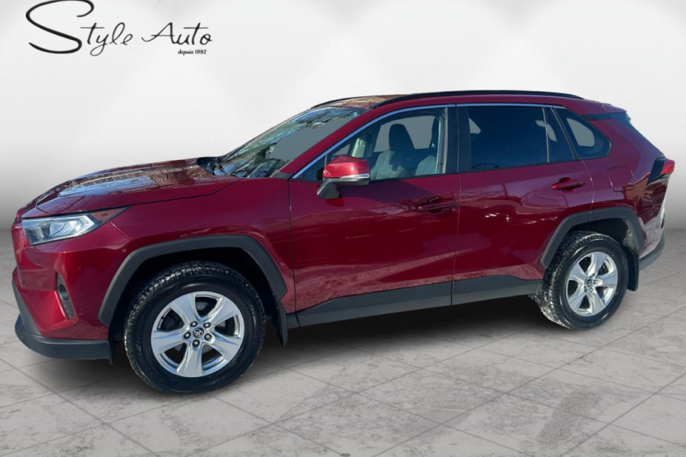 2021 Toyota RAV4 - Image 3