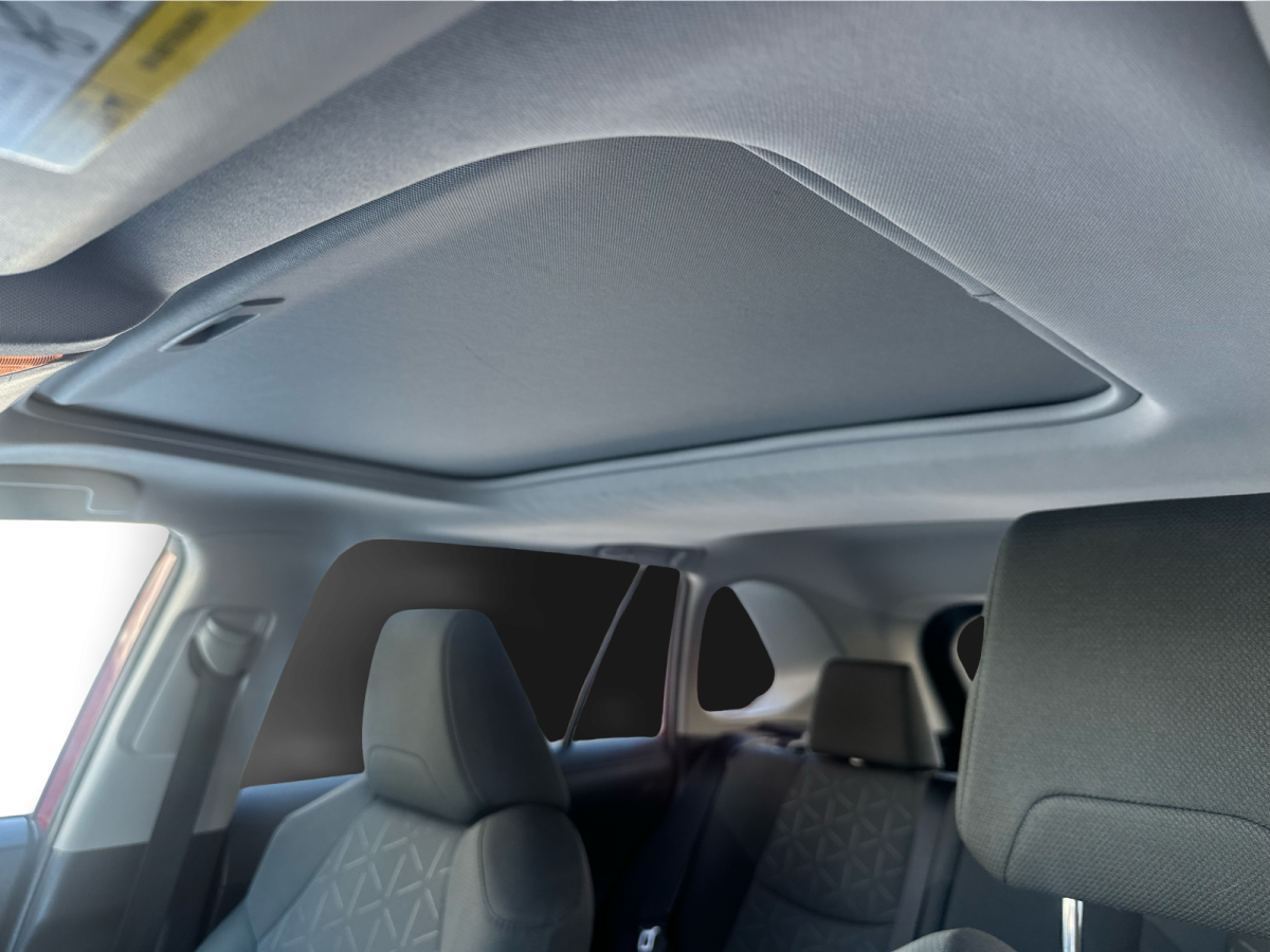 2021 Toyota RAV4 - Image 19