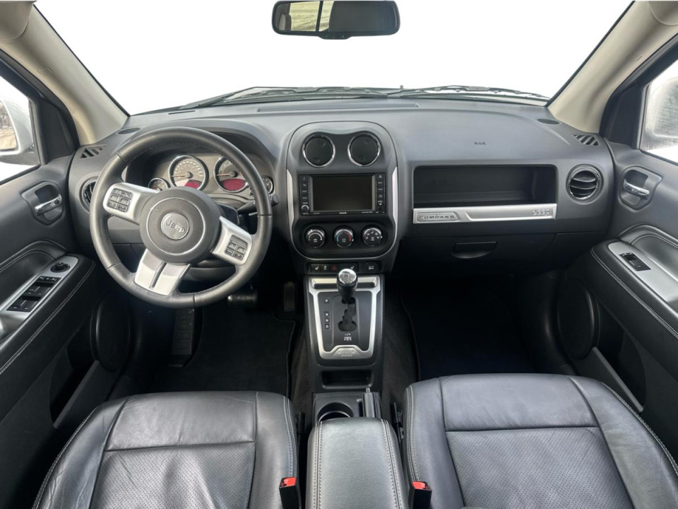 2016 Jeep Compass - Image 8