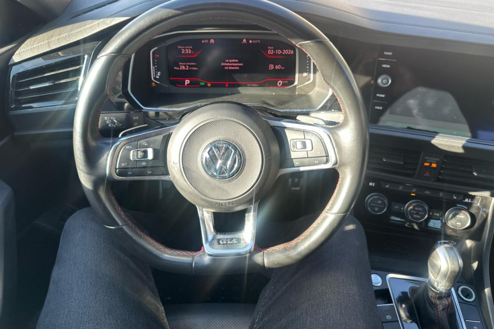2019 Volkswagen Jetta - Image 15