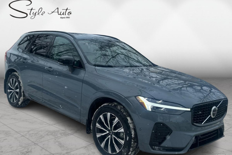 2023 Volvo XC60 - Image 3