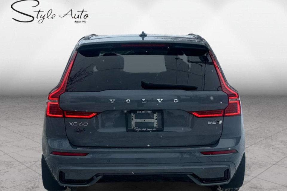 2023 Volvo XC60 - Image 6
