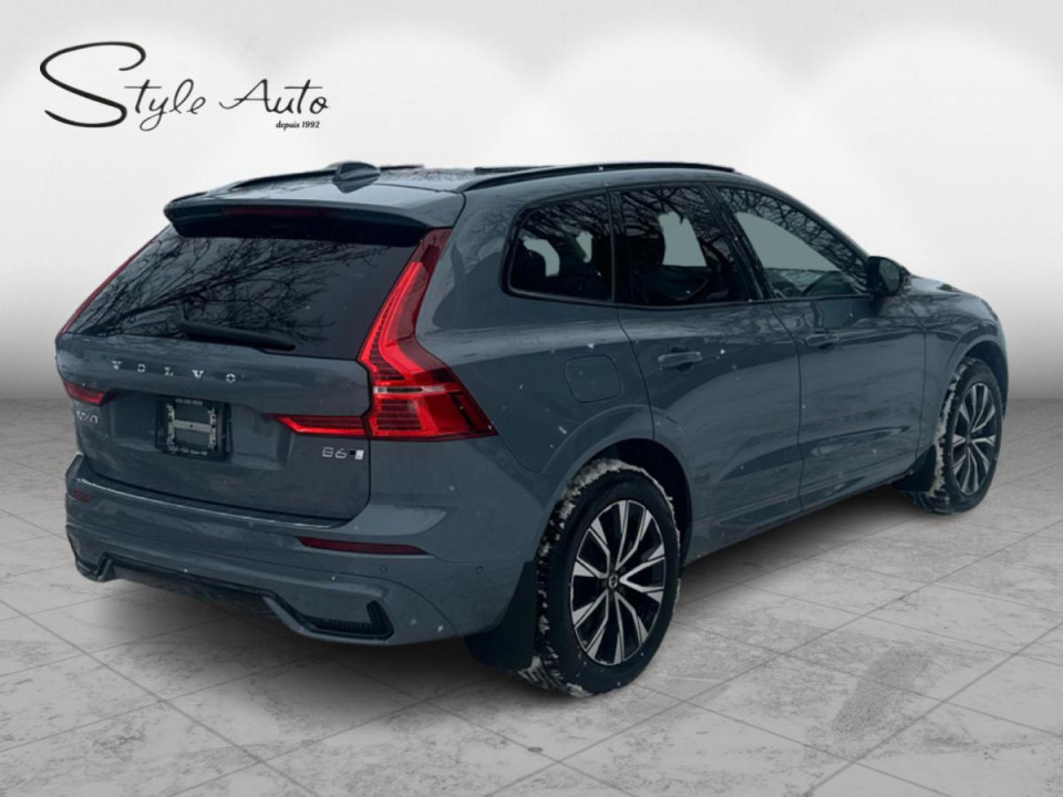2023 Volvo XC60 - Image 7