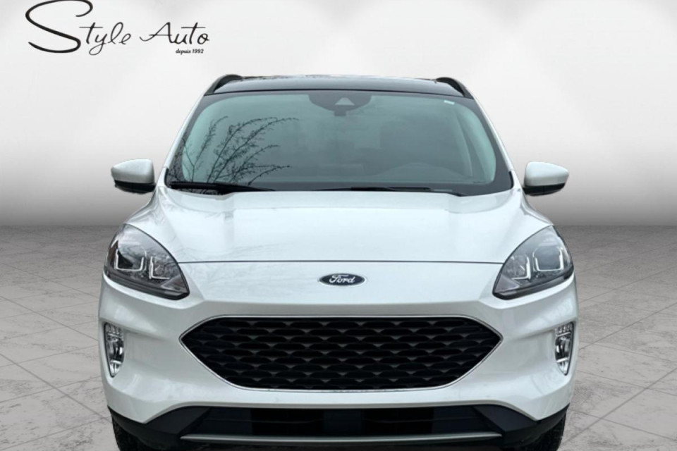 2022 Ford Escape - Image 2