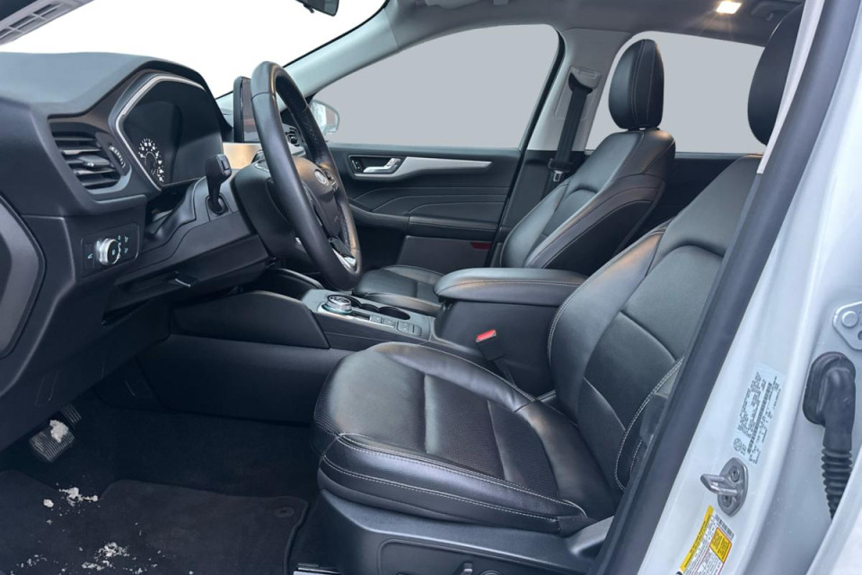 2022 Ford Escape - Image 10