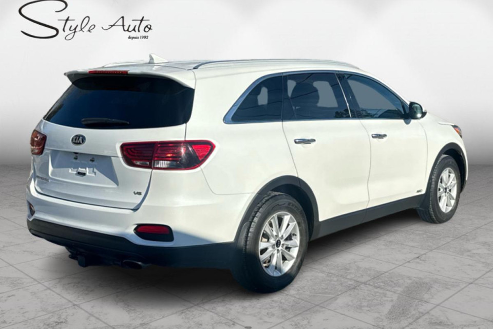 2019 Kia Sorento - Image 7