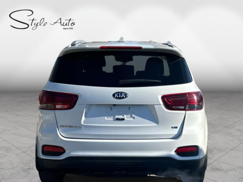 2019 Kia Sorento - Image 8