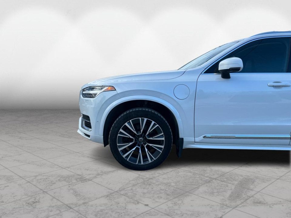 2022 Volvo XC90 - Image 9