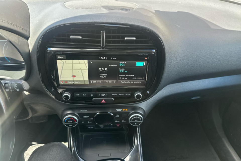 2020 Kia Soul EV - Image 16