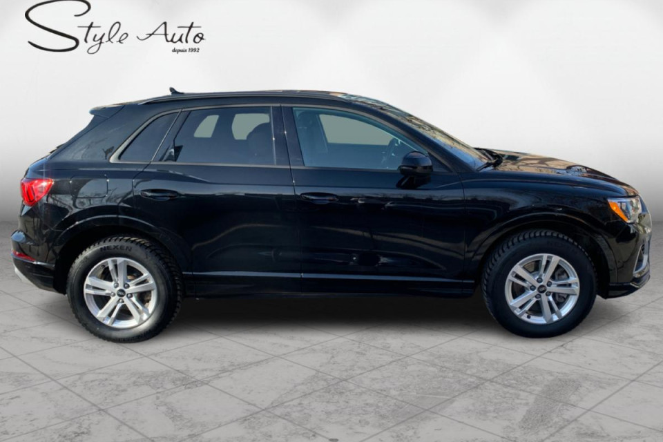 2023 Audi Q3 - Image 9