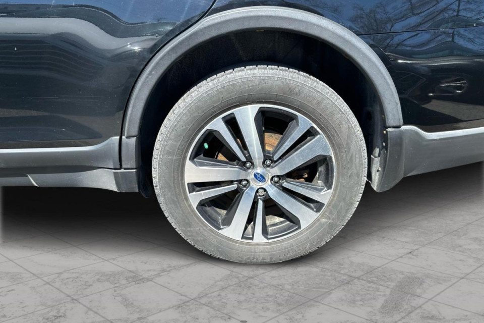 2018 Subaru Outback - Image 10