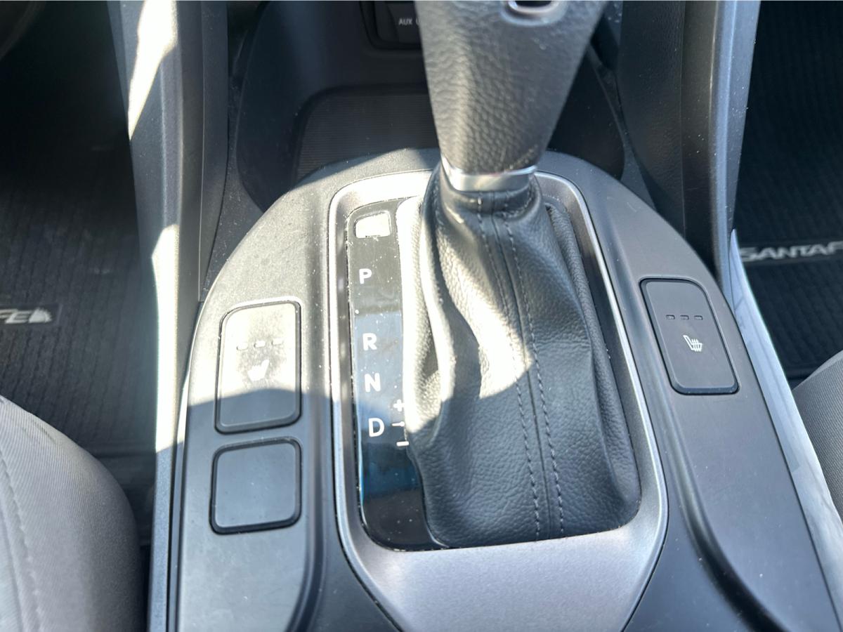 2015 Hyundai Santa Fe Sport - Image 17