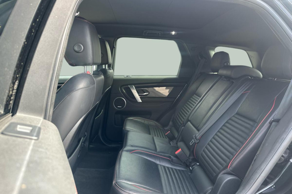 2020 Land Rover Land Rover Discovery Sport - Image 13