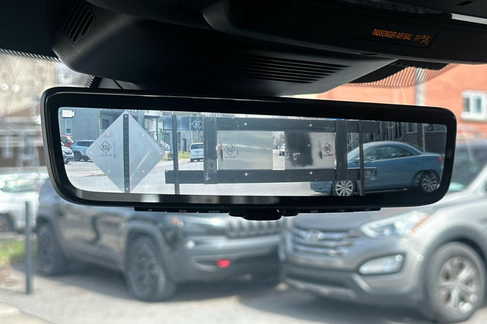 2020 Land Rover Land Rover Discovery Sport - Image 17