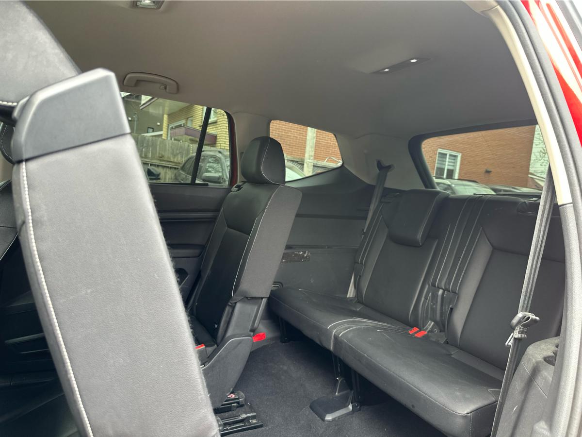 2021 Volkswagen Atlas - Image 14