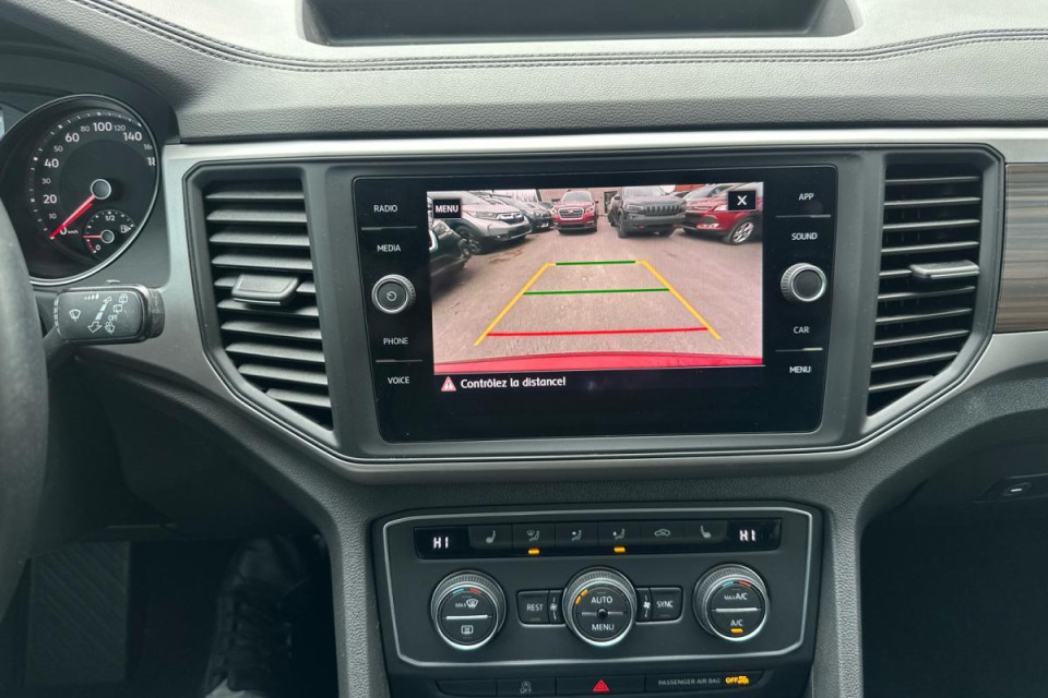2021 Volkswagen Atlas - Image 20
