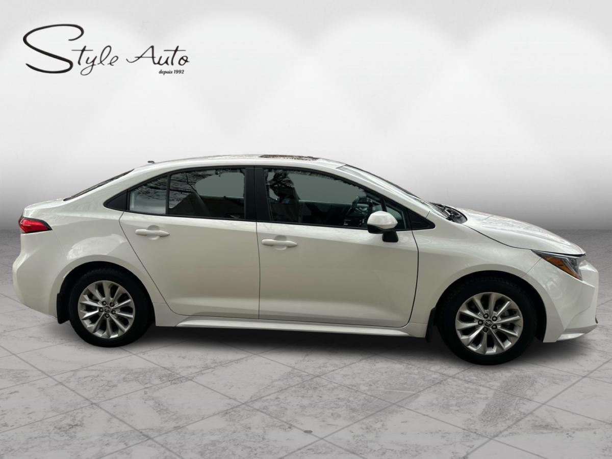 2022 Toyota Corolla - Image 6