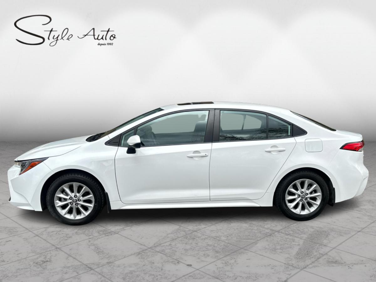2022 Toyota Corolla - Image 9