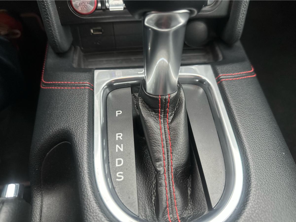 2022 Ford Mustang - Image 13