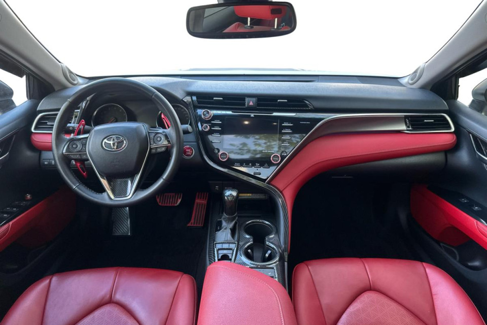2018 Toyota Camry - Image 12