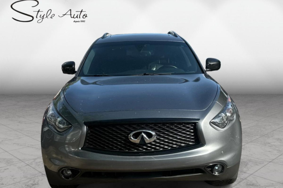 2017 Infiniti QX70 - Image 3