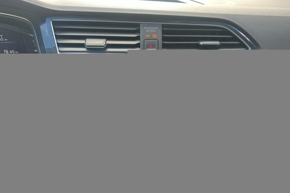 2023 Volkswagen Tiguan - Image 60