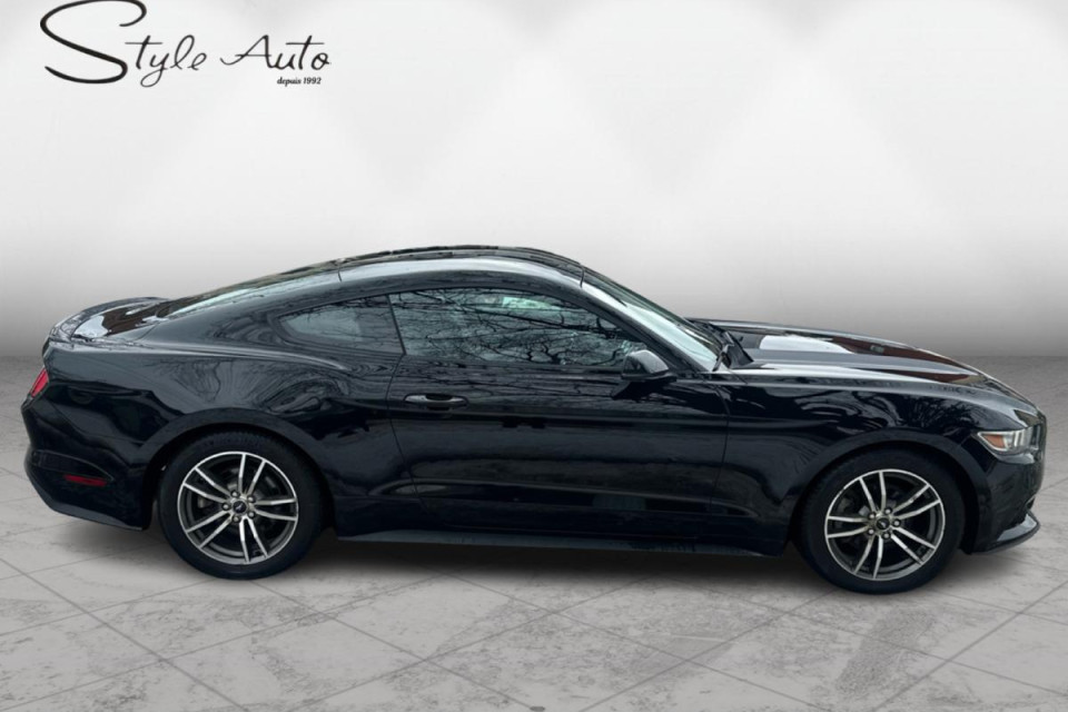 2015 Ford Mustang - Image 24