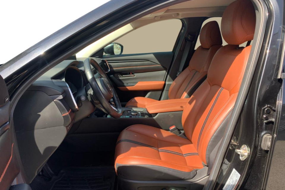 2024 Mazda CX-50 - Image 28