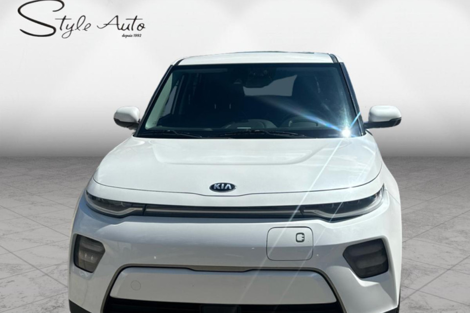 2020 Kia Soul EV - Image 21