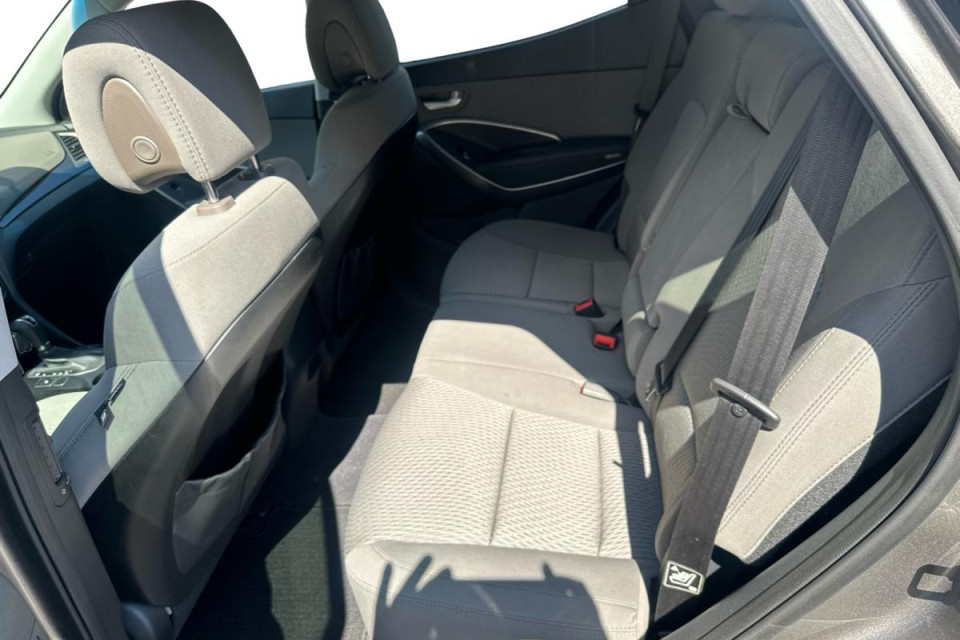 2015 Hyundai Santa Fe Sport - Image 30