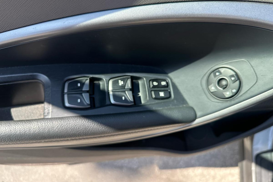 2015 Hyundai Santa Fe Sport - Image 33