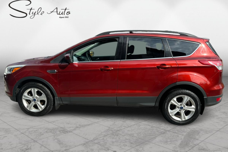 2015 Ford Escape - Image 25