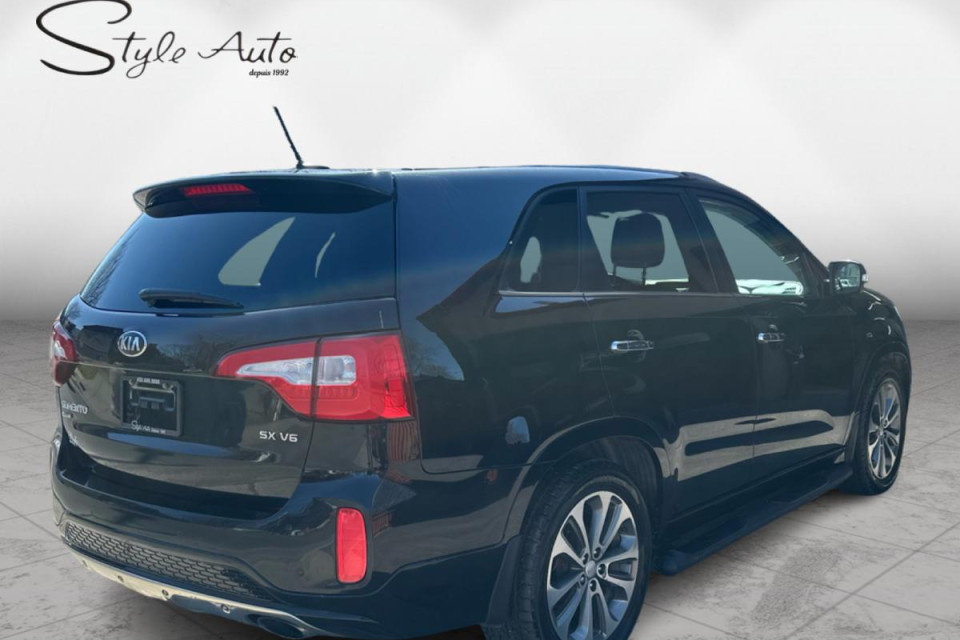 2015 Kia Sorento - Image 30