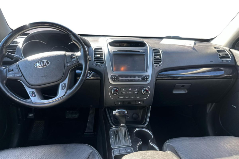 2015 Kia Sorento - Image 34