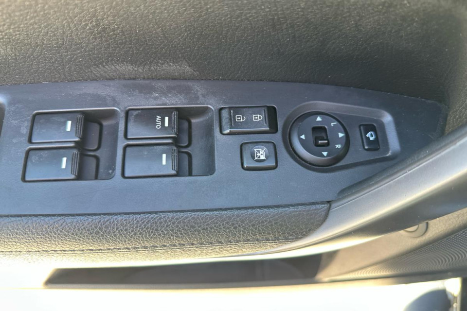 2015 Kia Sorento - Image 39