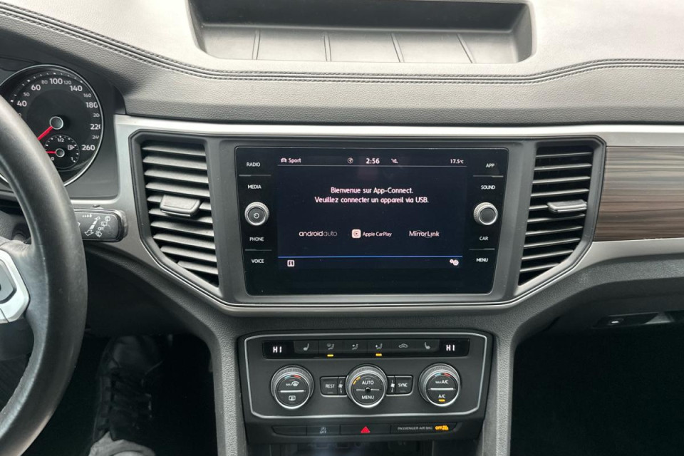 2021 Volkswagen Atlas - Image 40