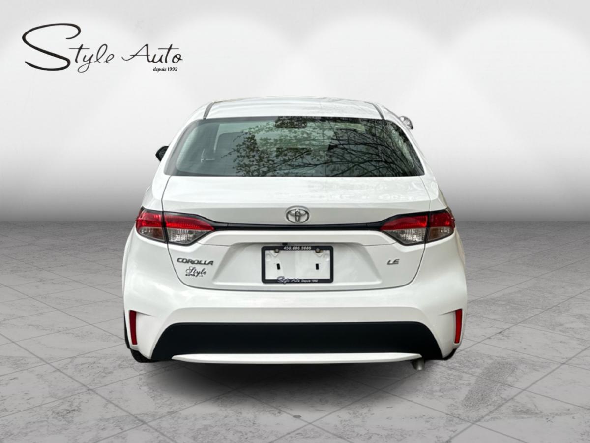 2022 Toyota Corolla - Image 25