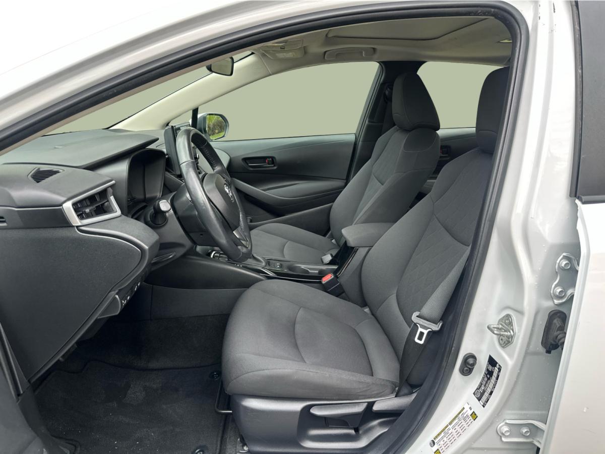 2022 Toyota Corolla - Image 30