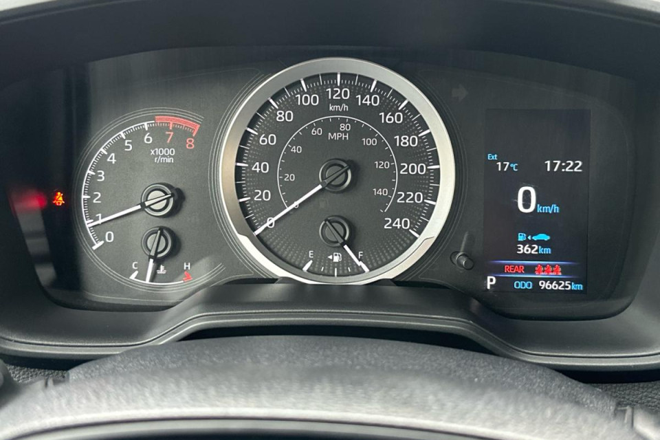 2022 Toyota Corolla - Image 32