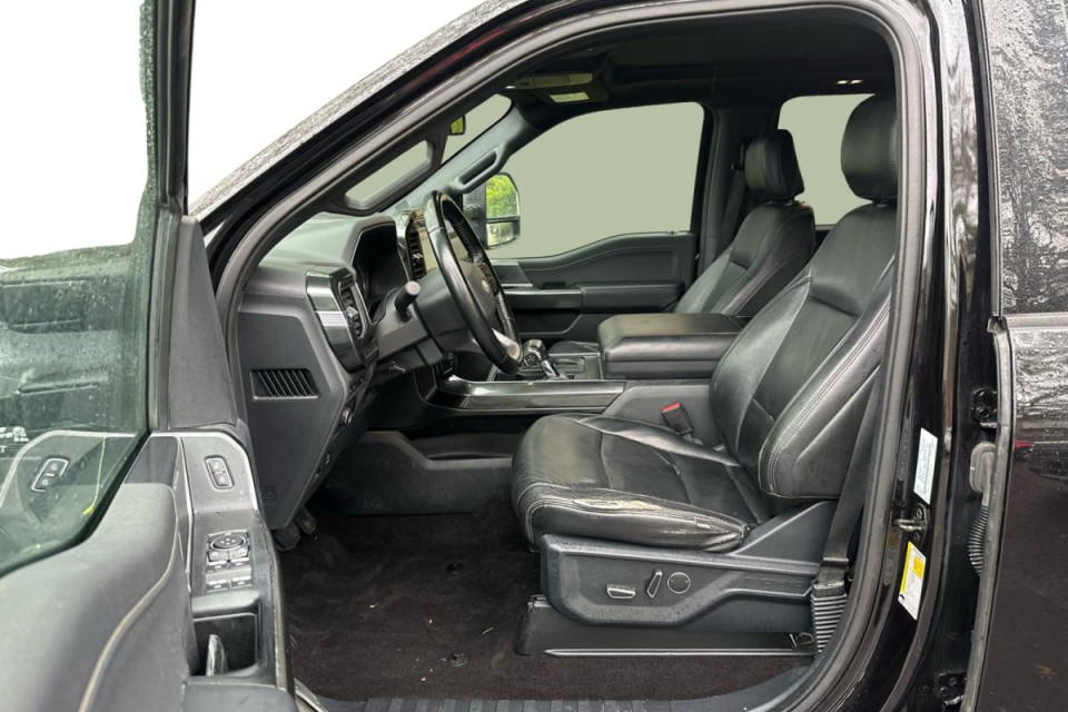 2021 Ford F-150 - Image 32