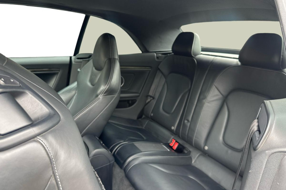 2015 Audi S5 - Image 30