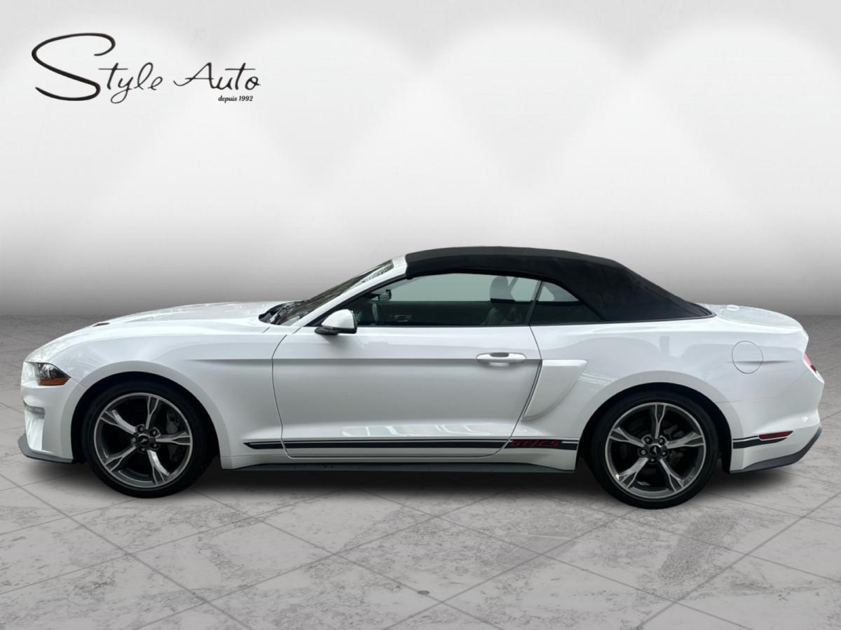 2022 Ford Mustang - Image 29