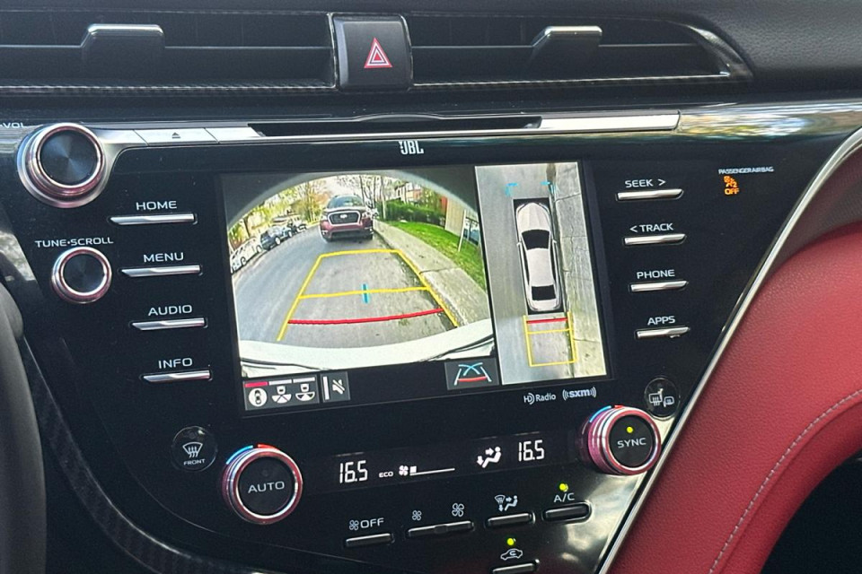 2018 Toyota Camry - Image 36
