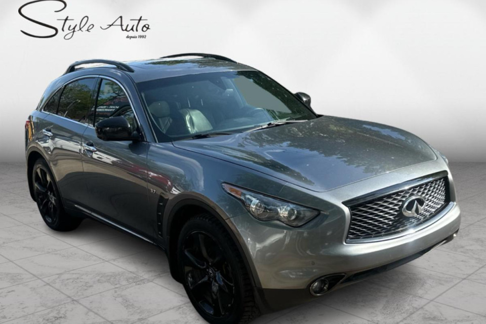 2017 Infiniti QX70 - Image 24
