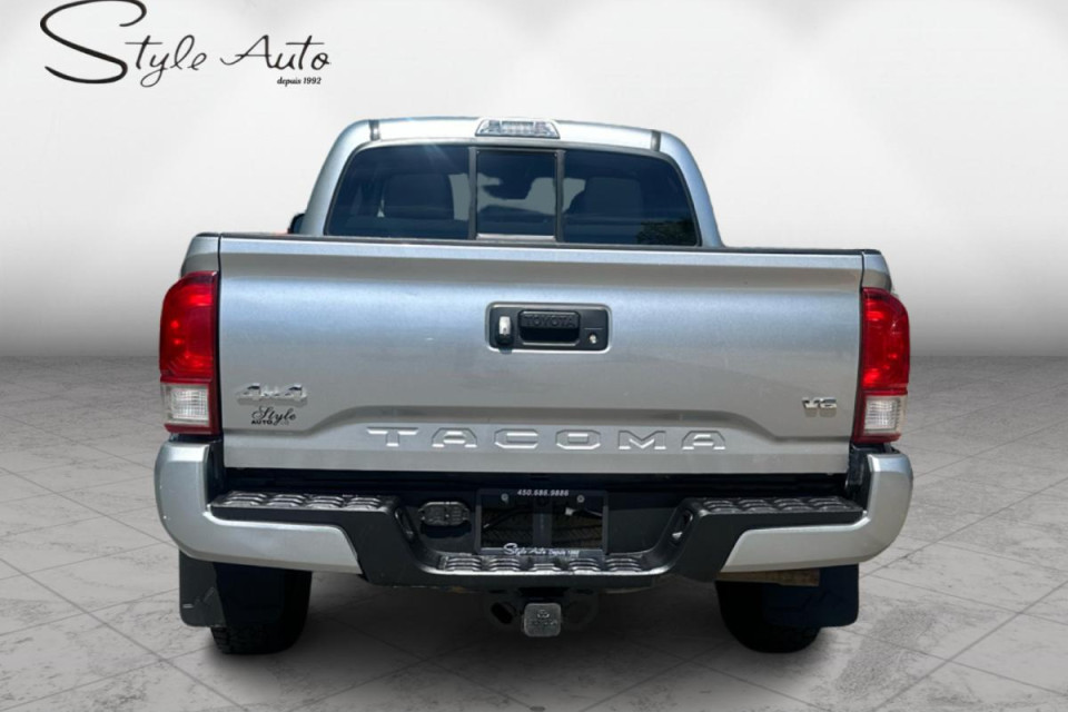 2023 Toyota Tacoma - Image 30
