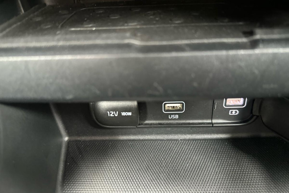 2021 Kia Seltos - Image 16