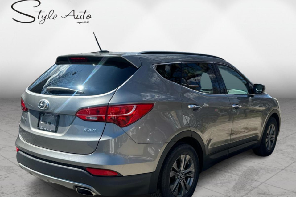 2015 Hyundai Santa Fe Sport - Image 42