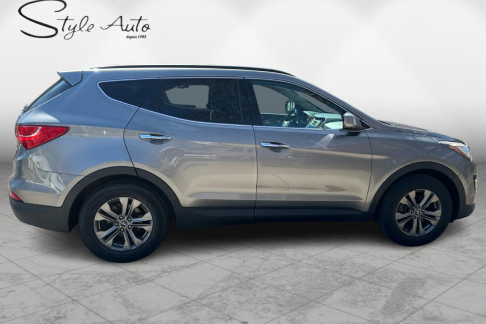 2015 Hyundai Santa Fe Sport - Image 43